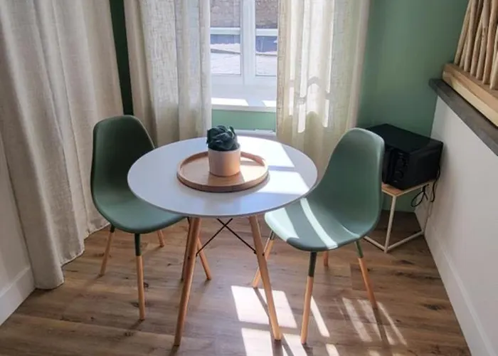 La Source Balneo شقة *